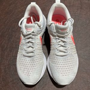 Nike react Infinity  Fly knit sneakers